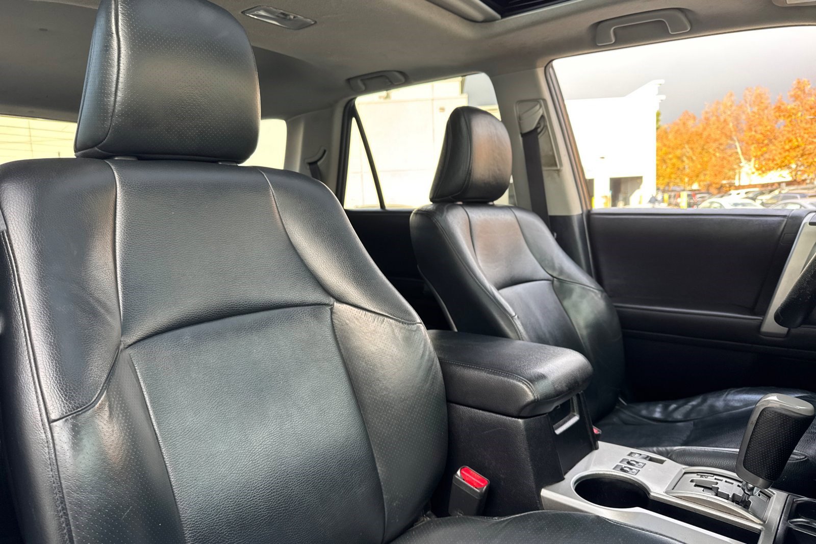 Used 2010 Toyota 4Runner Limited image 30