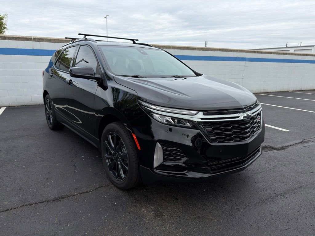 Used 2023 Chevrolet Equinox RS FWD image 7