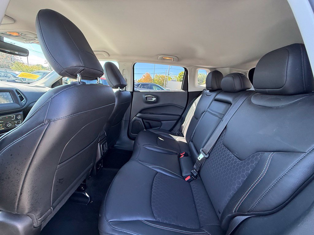 Used 2019 Jeep Compass Latitude w/ Popular Equipment Group AWD/4WD image 19
