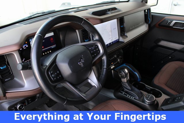 Used 2023 Ford Bronco Outer Banks image 2
