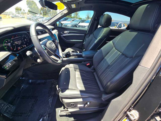 Used 2023 Audi e-tron S Prestige w/ Prestige Package AWD/4WD image 24