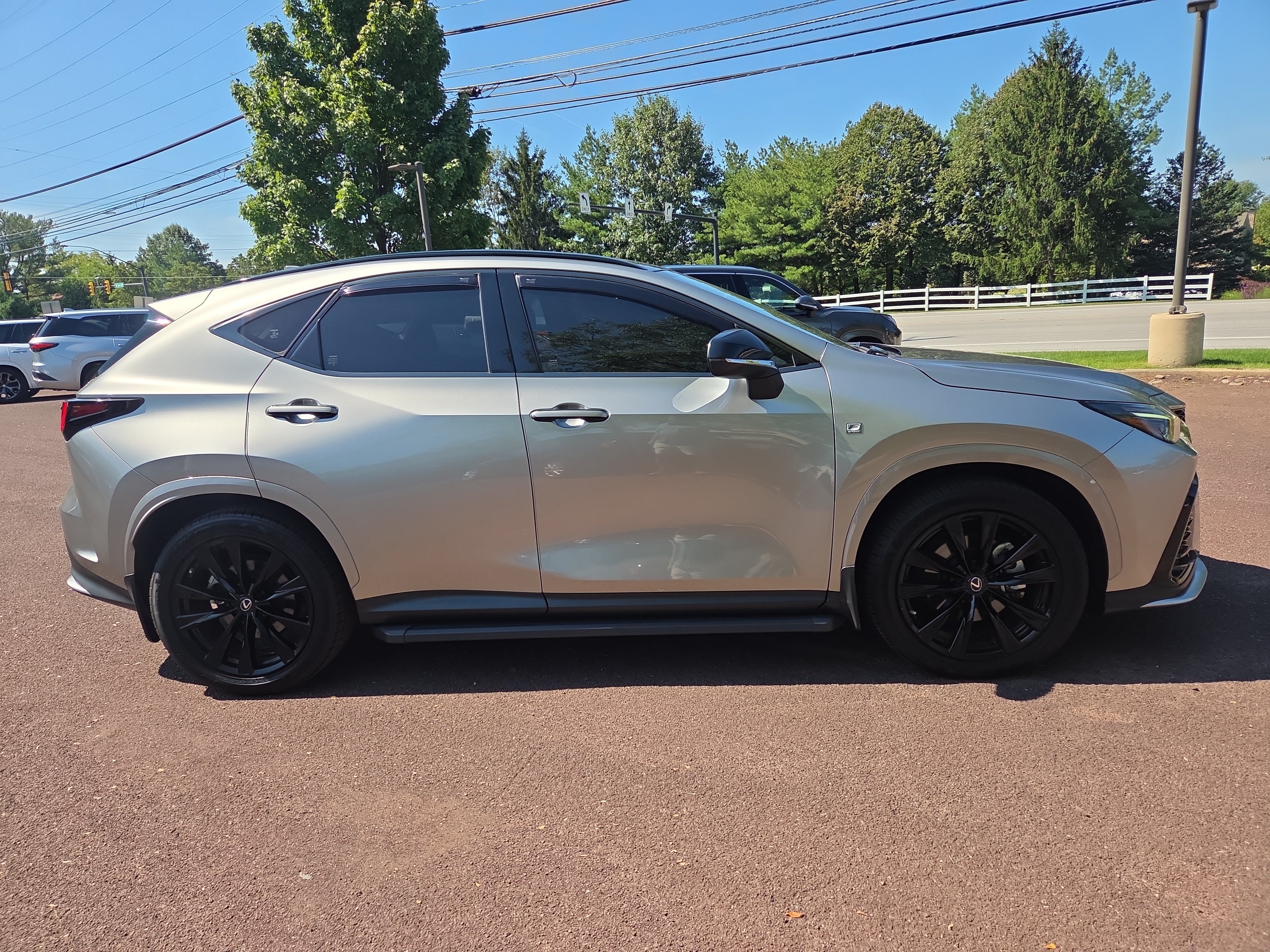 Used 2022 Lexus NX 350 F Sport AWD/4WD image 2