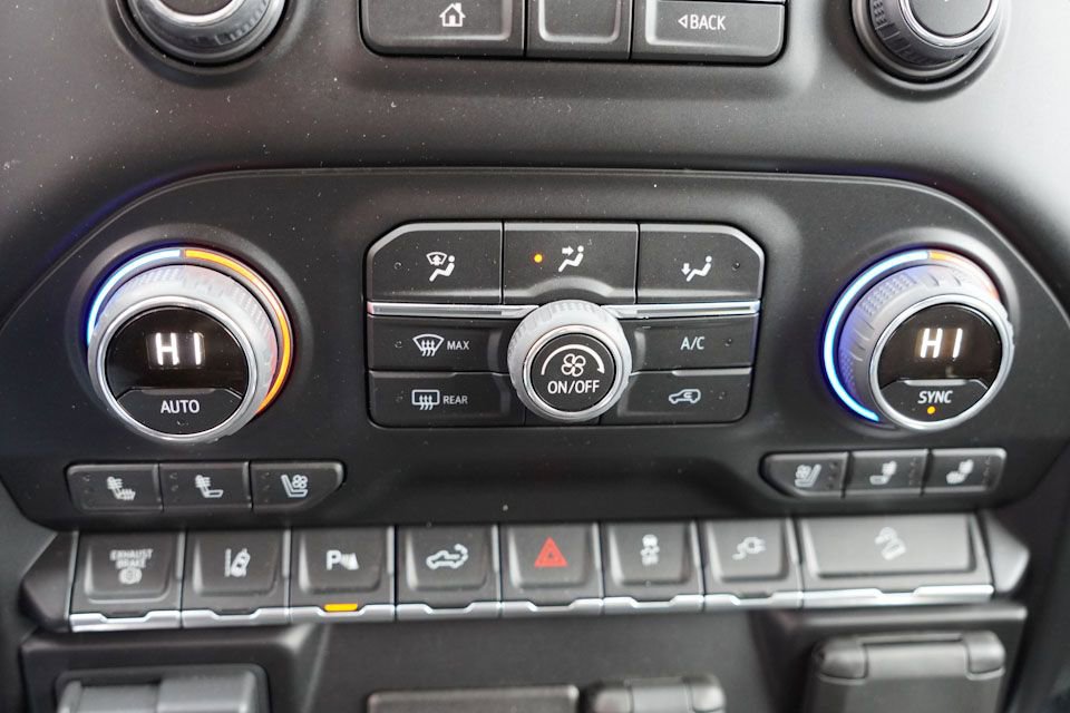 Certified 2022 Chevrolet Silverado 2500 LTZ w/ LTZ Plus Package image 30