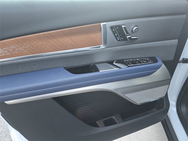 New 2026 Cadillac Vistiq Premium Luxury image 22