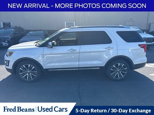 Used 2017 Ford Explorer Platinum AWD/4WD image 1
