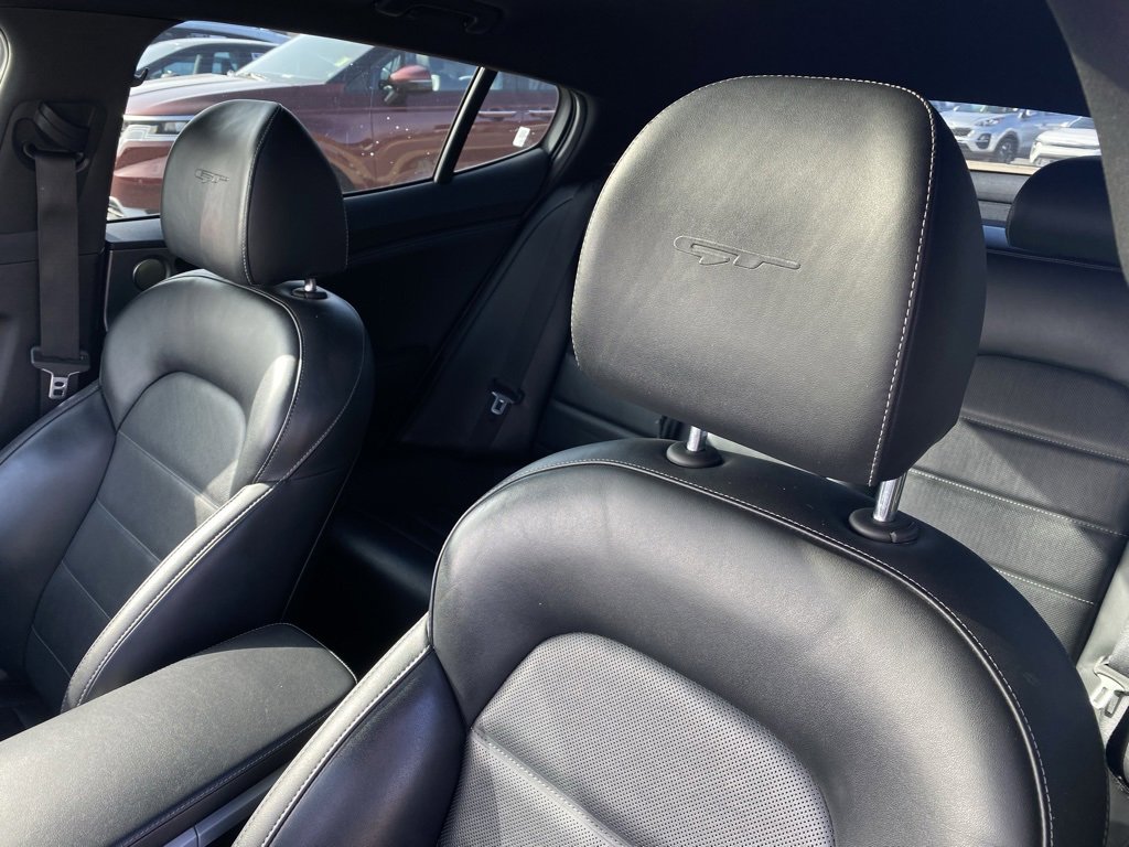 Used 2021 Kia Stinger GT2 image 22