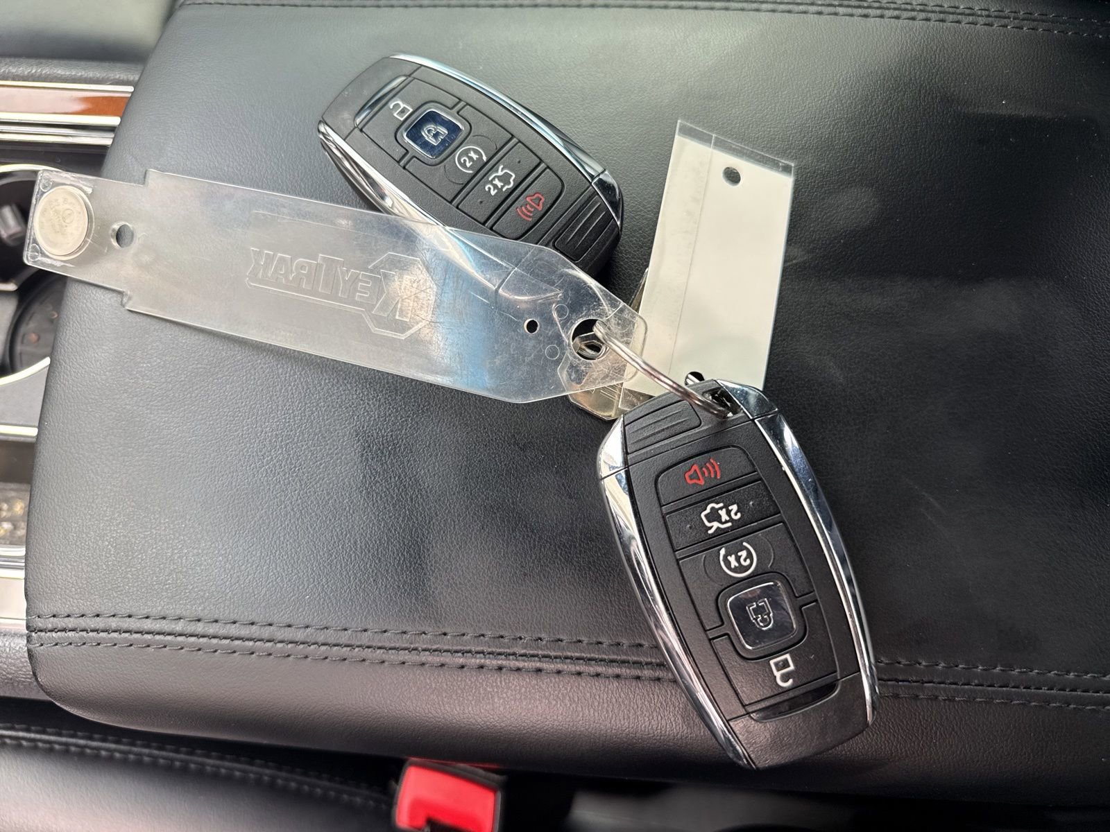 Used 2019 Lincoln Continental Premiere image 27