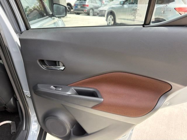 Used 2023 Nissan Kicks SR FWD image 22