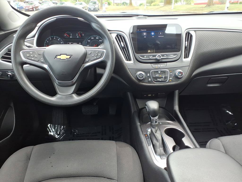 Used 2023 Chevrolet Malibu LS FWD image 9