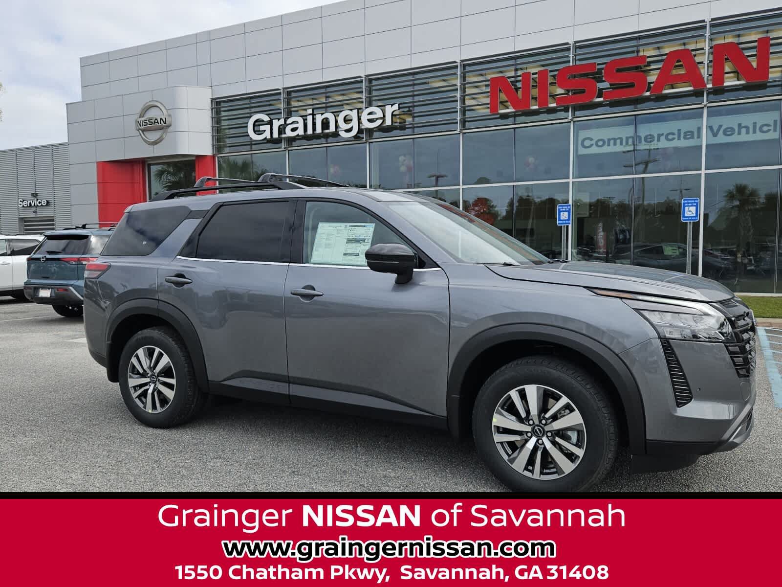 New 2026 Nissan Pathfinder SL FWD image 1