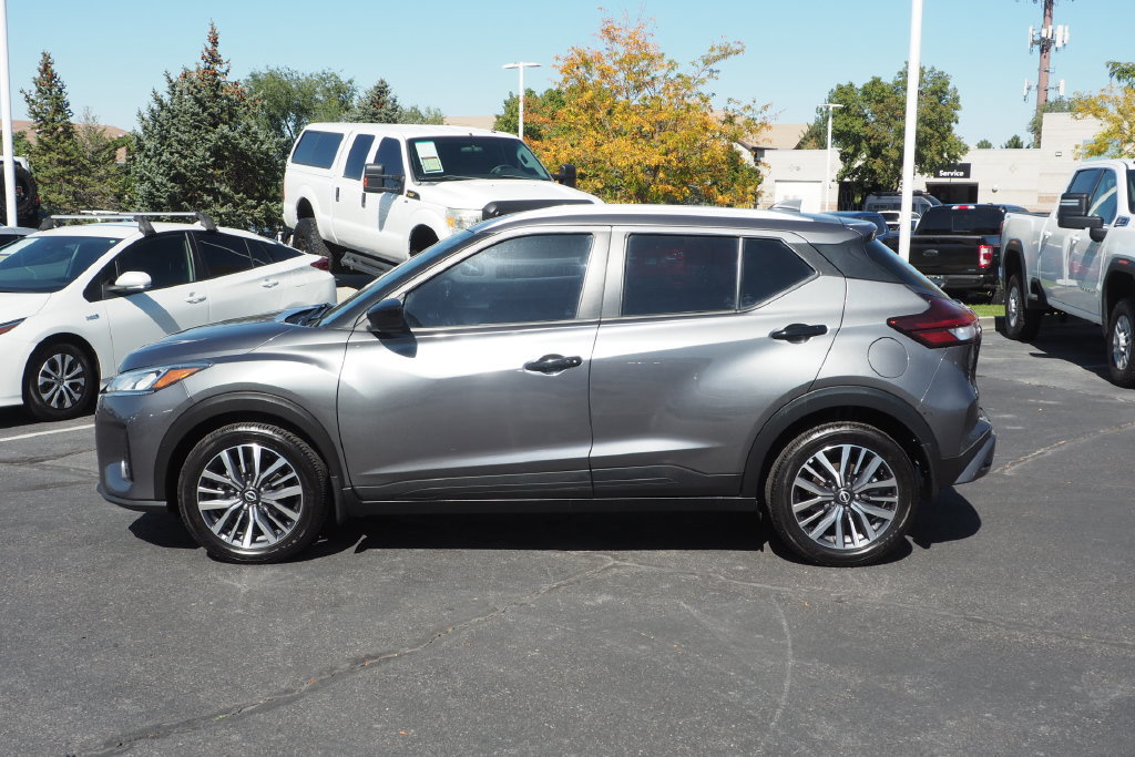 Used 2023 Nissan Kicks SV FWD image 8