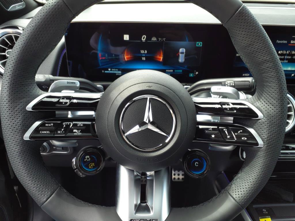 Used 2024 Mercedes-Benz GLB 35 AMG 4MATIC image 14