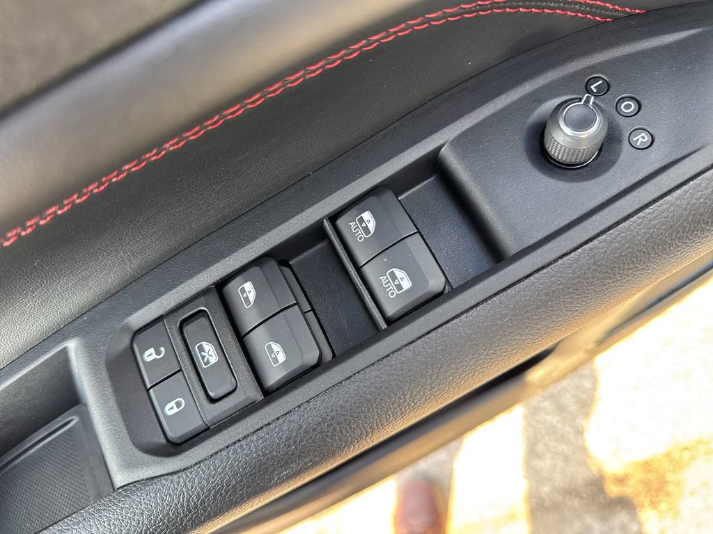 Used 2022 Jeep Compass Trailhawk w/ Trailhawk Convenience Group image 12