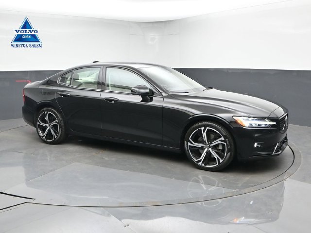 Used 2023 Volvo S60 B5 Ultimate w/ Protection Package Premier FWD image 1