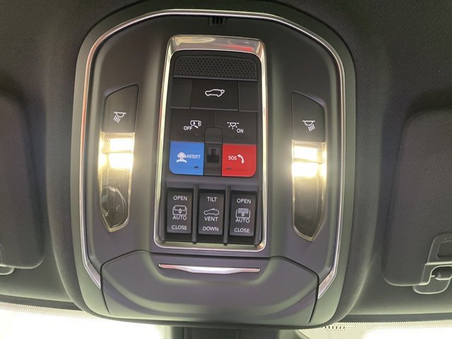 New 2025 Jeep Grand Cherokee L Limited w/ Luxury Tech Group II image 26