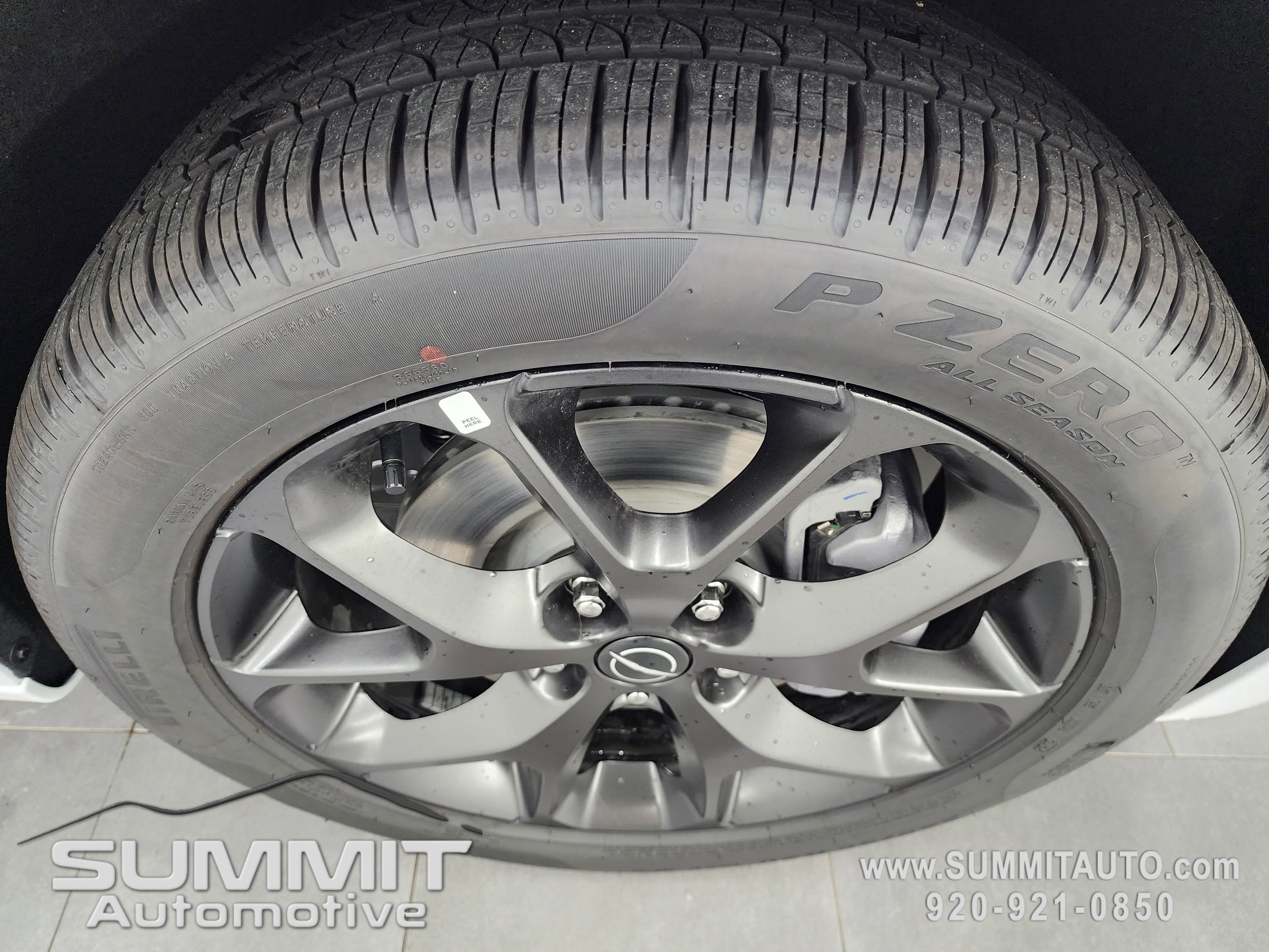 New 2026 Chrysler Pacifica Limited w/ S Appearance Package image 3