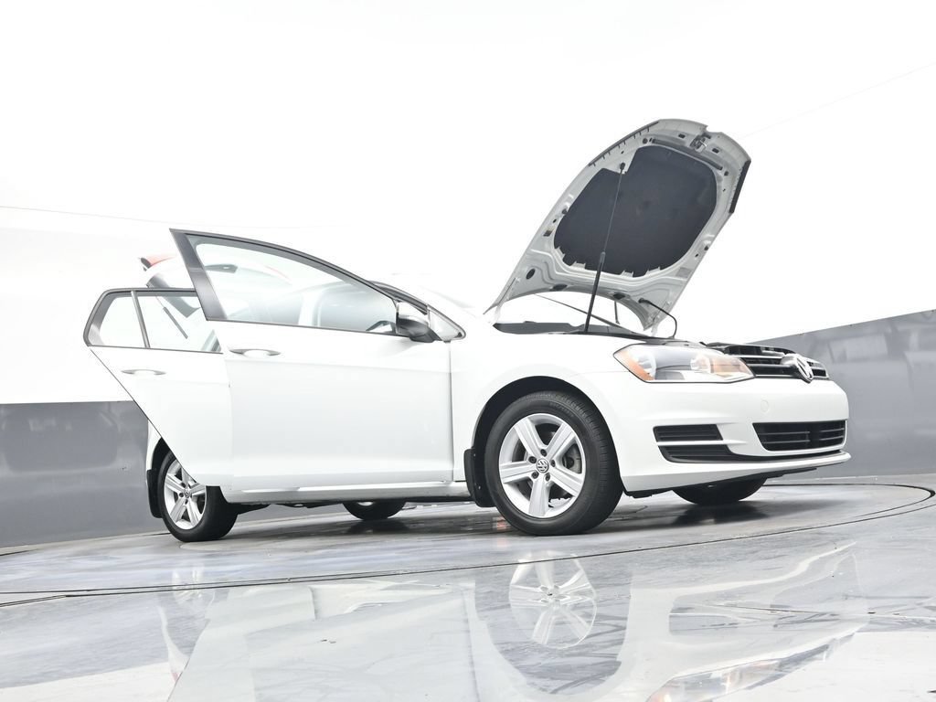 Used 2017 Volkswagen Golf Wolfsburg Edition FWD image 52