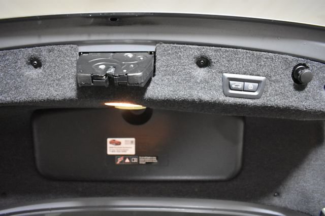 Used 2013 BMW M5 RWD image 33