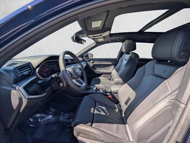 Used 2024 Audi Q3 2.0T Premium Plus image 16