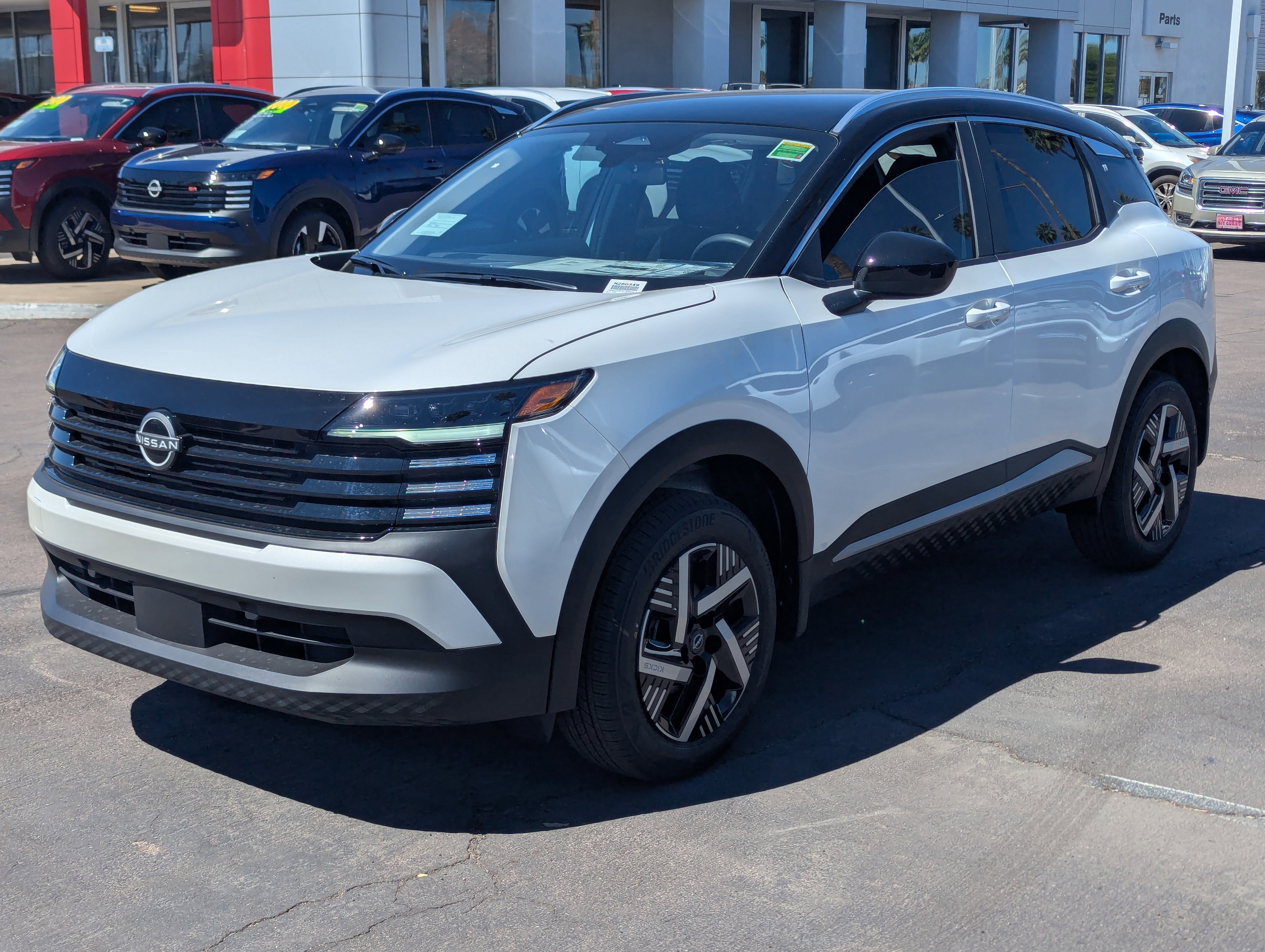 New 2026 Nissan Kicks SV image 5