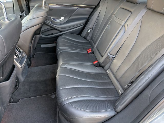 Used 2017 Mercedes-Benz S 550 4MATIC Sedan image 18