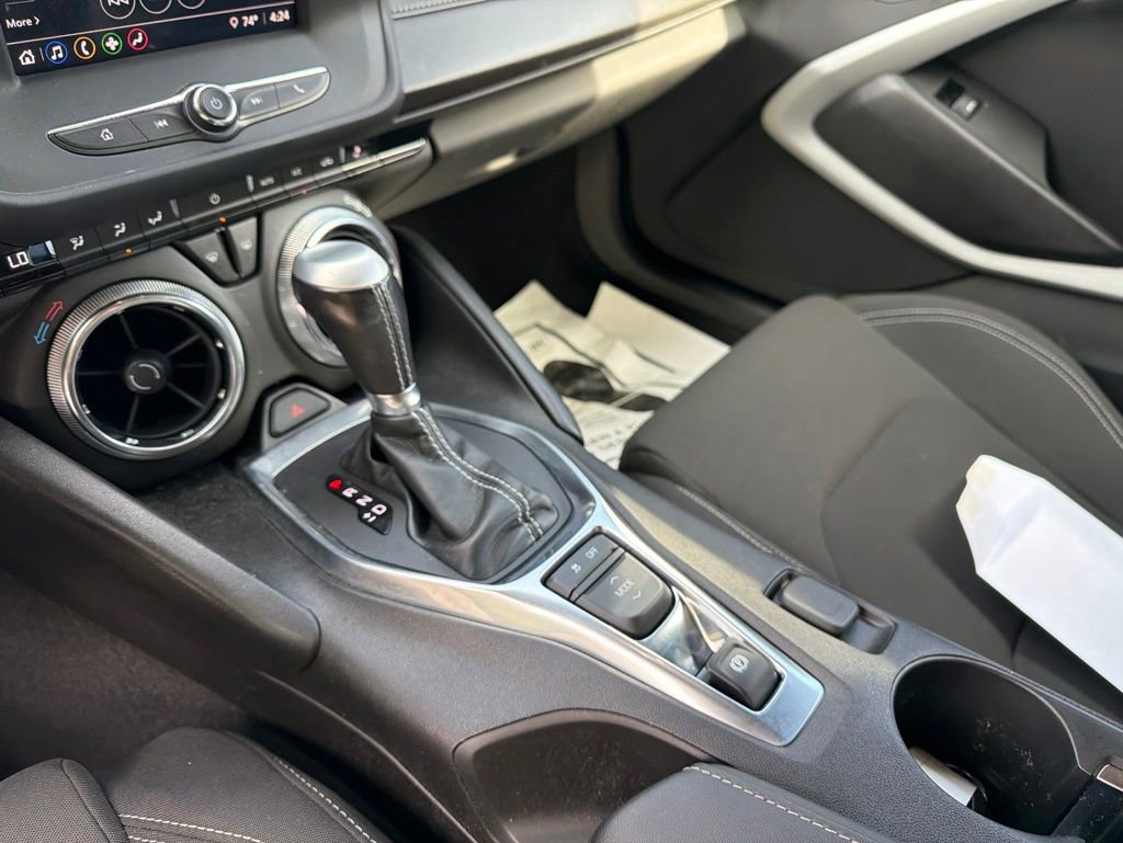 Used 2021 Chevrolet Camaro LT RWD image 9