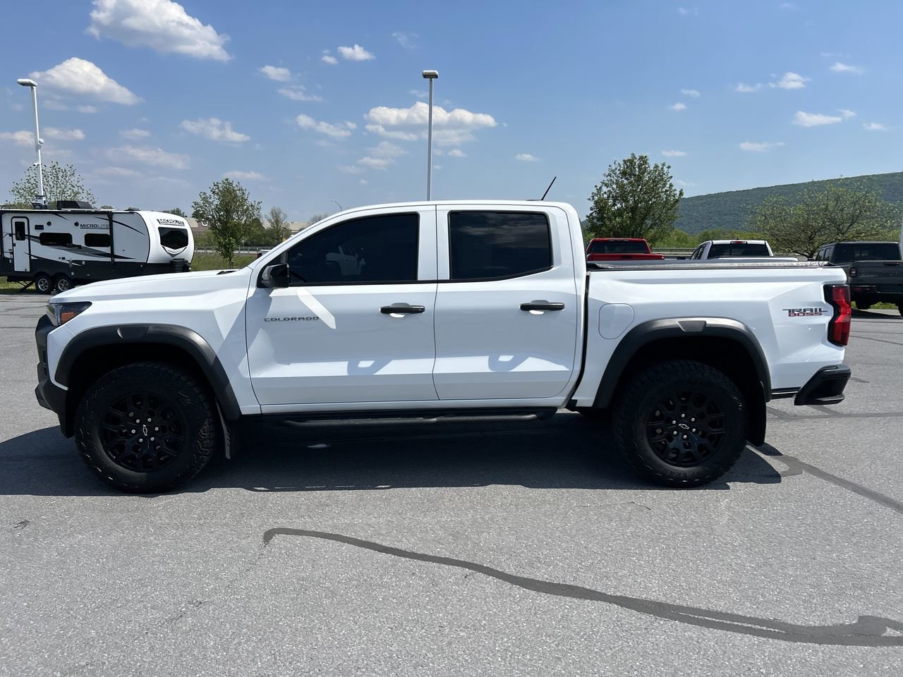 Used 2023 Chevrolet Colorado Trail Boss w/ Advanced Trailering Package AWD/4WD image 4