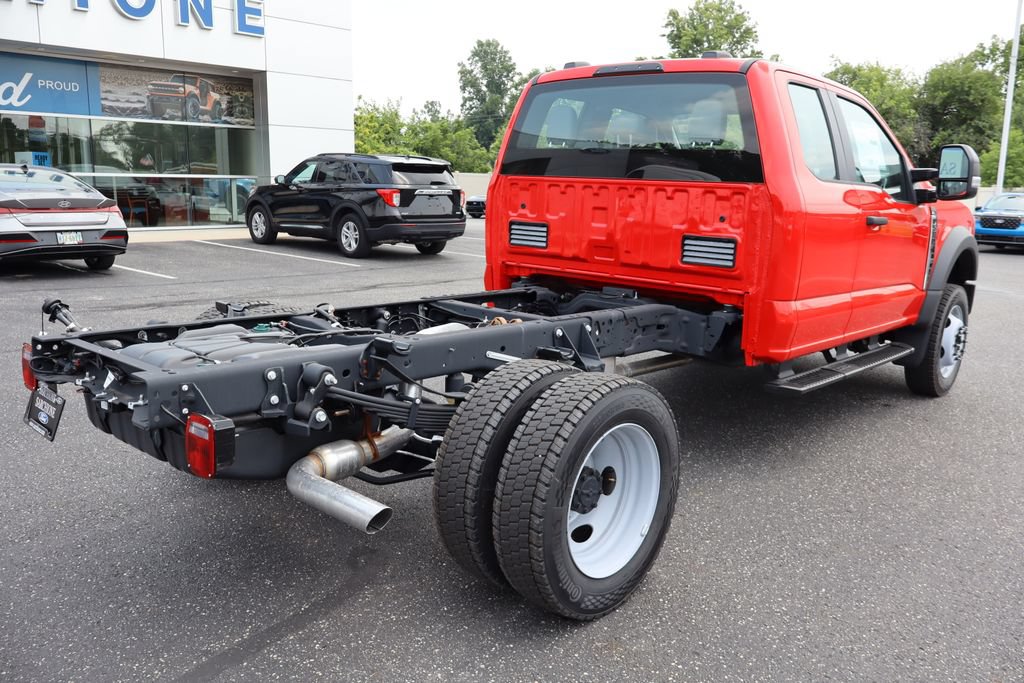 New 2026 Ford F550 4x4 Supercab Super Duty image 3
