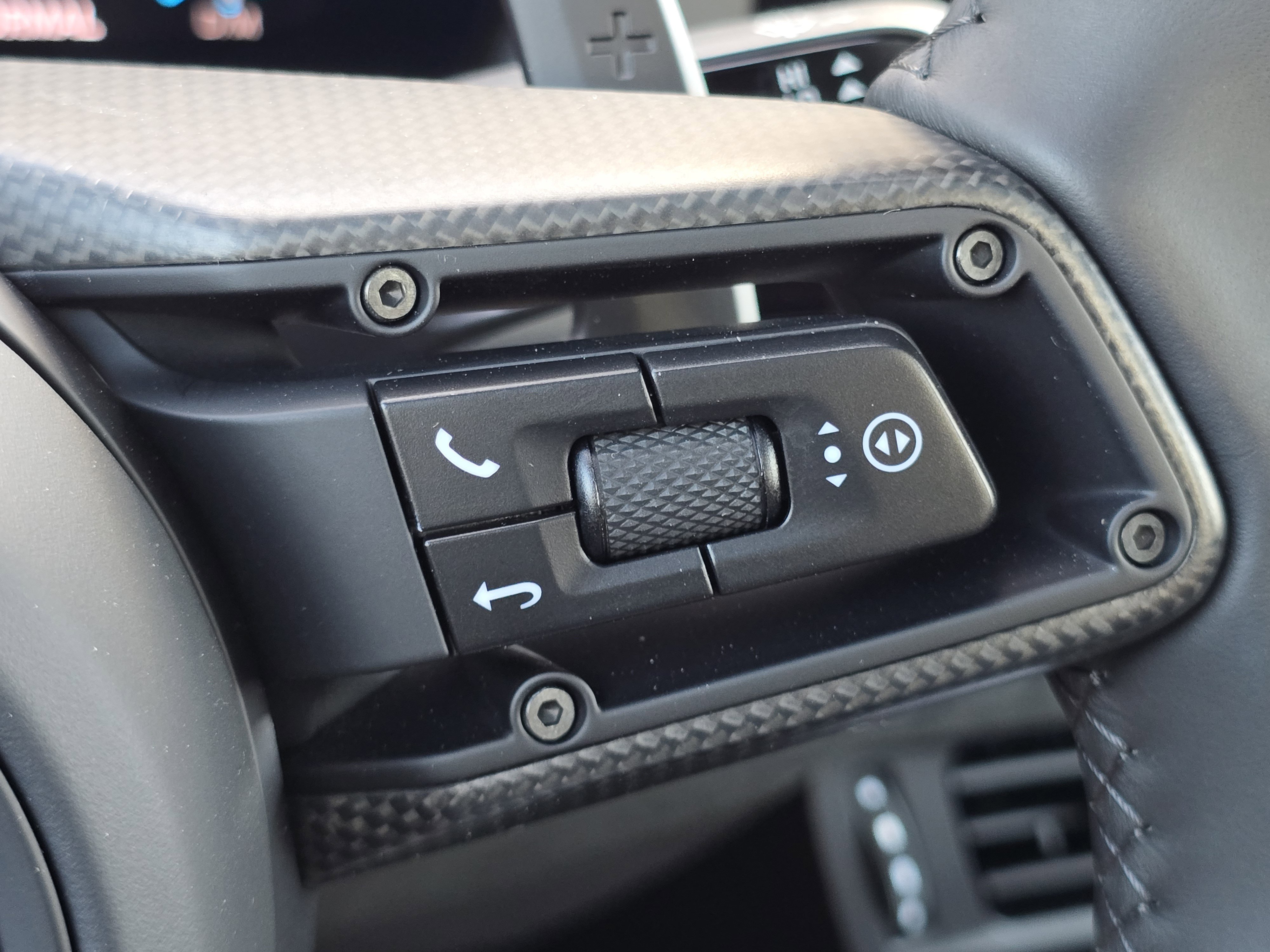 Certified 2025 Porsche 911 Carrera 4 GTS image 29