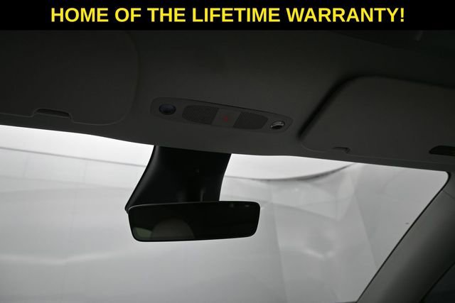 Used 2023 Tesla Model Y Long Range AWD/4WD image 17