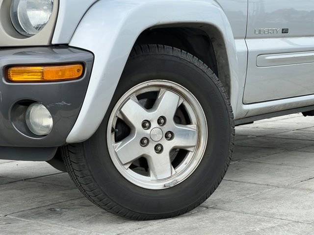 Used 2003 Jeep Liberty Limited AWD/4WD image 2