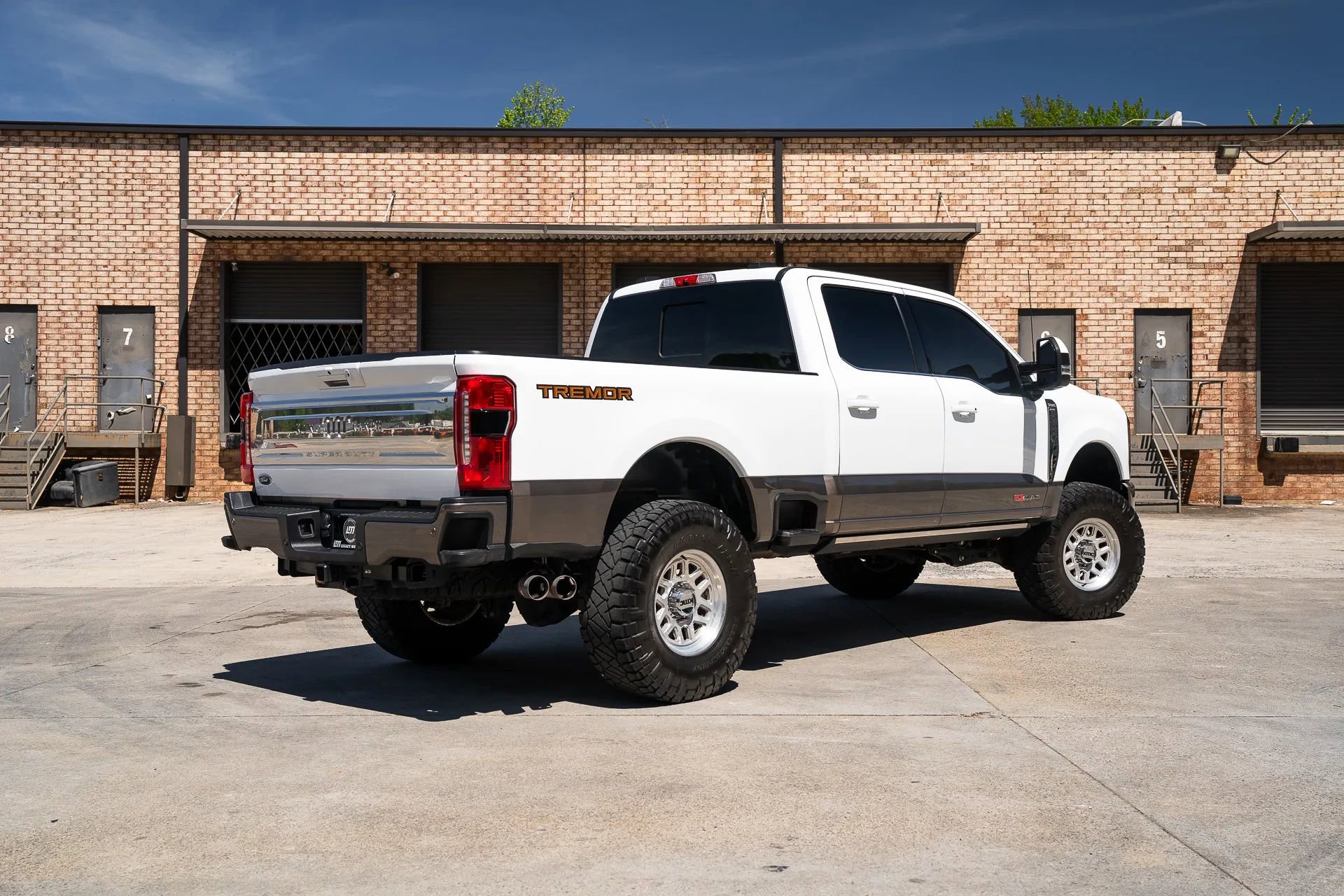 Used 2023 Ford F250 King Ranch w/ Tremor Off-Road Package image 3