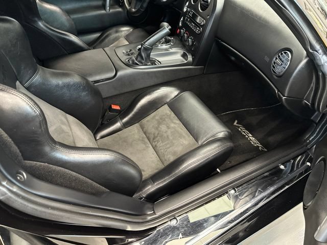 Used 2006 Dodge Viper SRT-10 RWD image 17