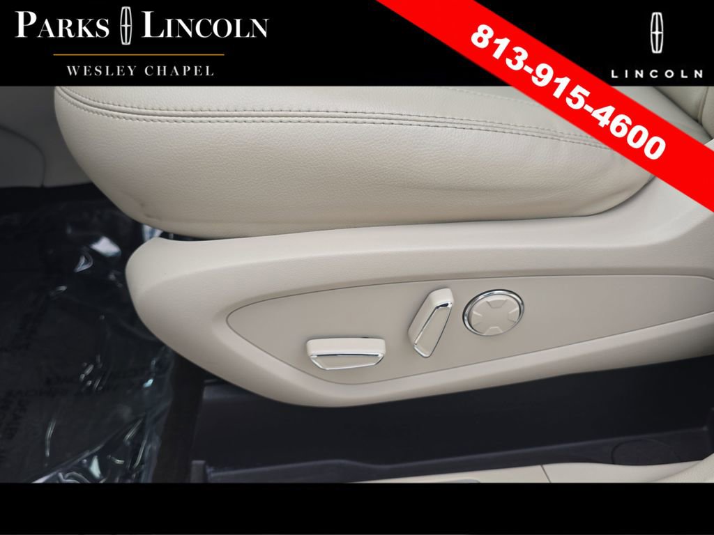 Used 2019 Lincoln MKC Premiere image 19