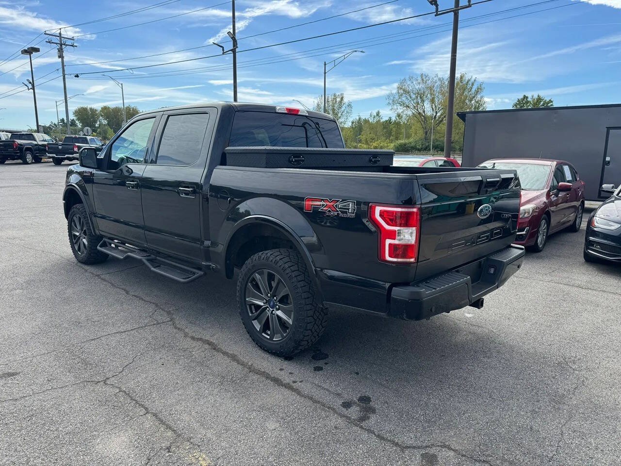 Used 2018 Ford F150 XLT w/ Equipment Group 302A Luxury AWD/4WD image 4