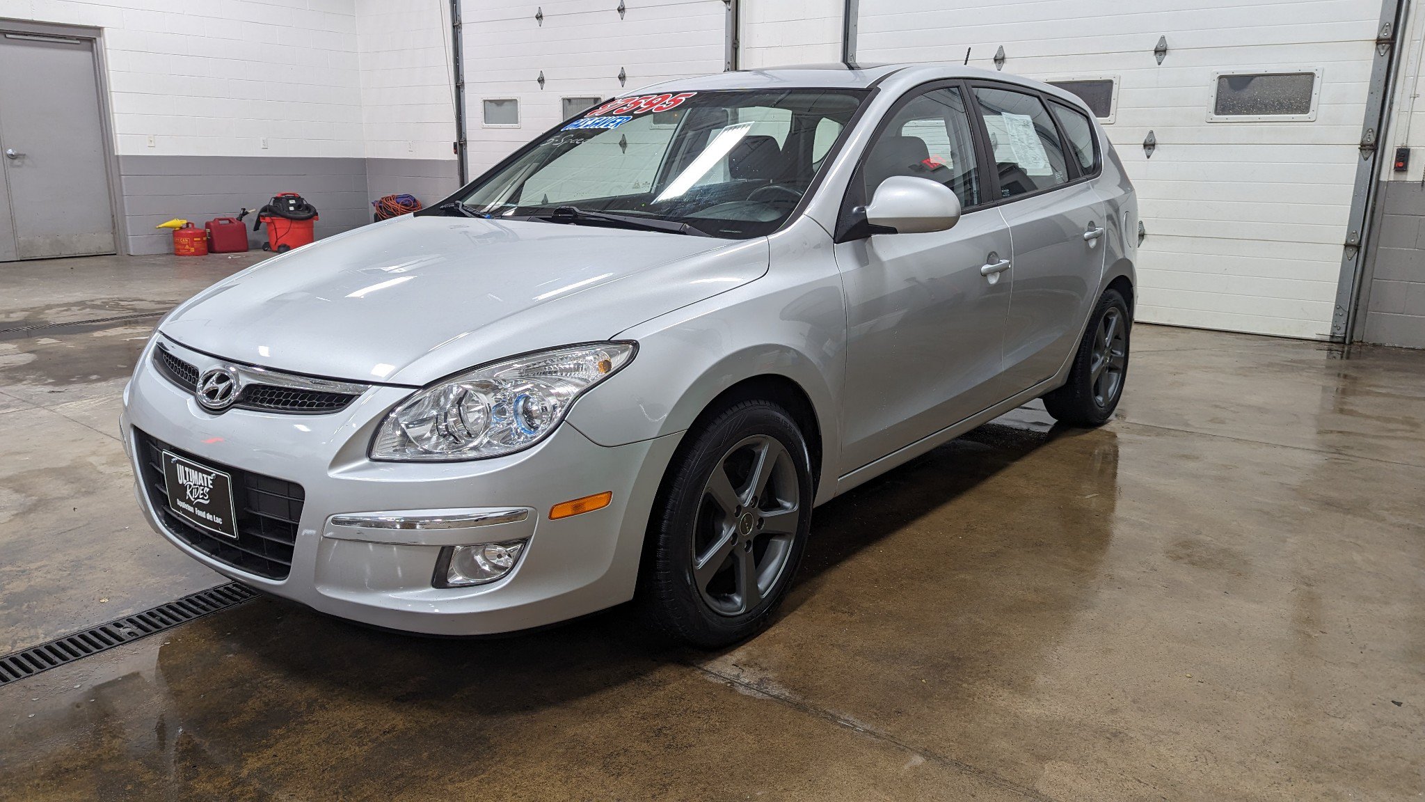 Used 2009 Hyundai Elantra w/ Premium-Sport Pkg 2 FWD image 8