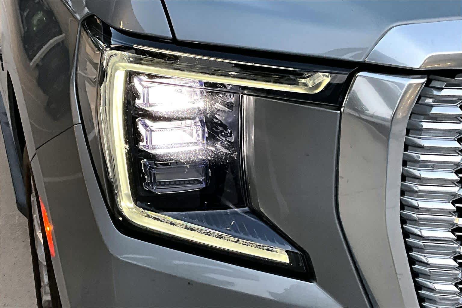 Used 2024 GMC Yukon Denali w/ Max Trailering Package AWD/4WD image 30