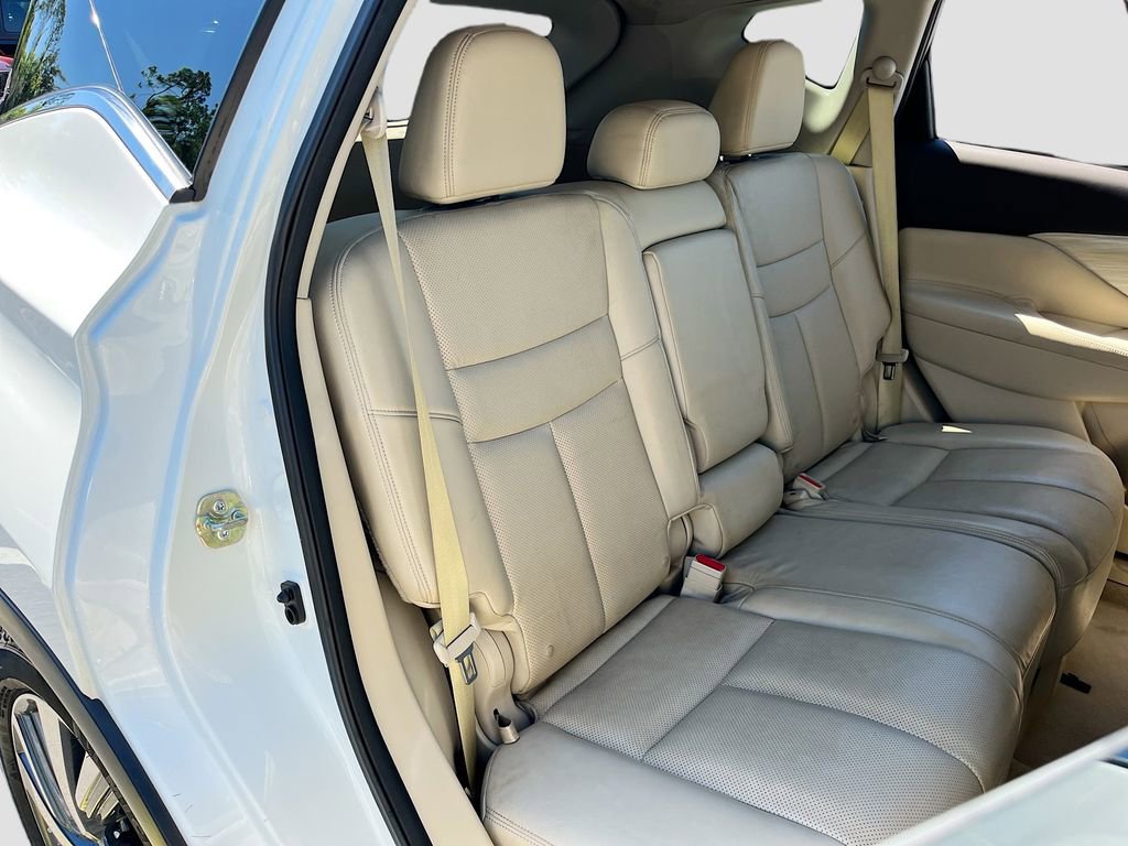 Used 2015 Nissan Murano Platinum AWD/4WD image 28