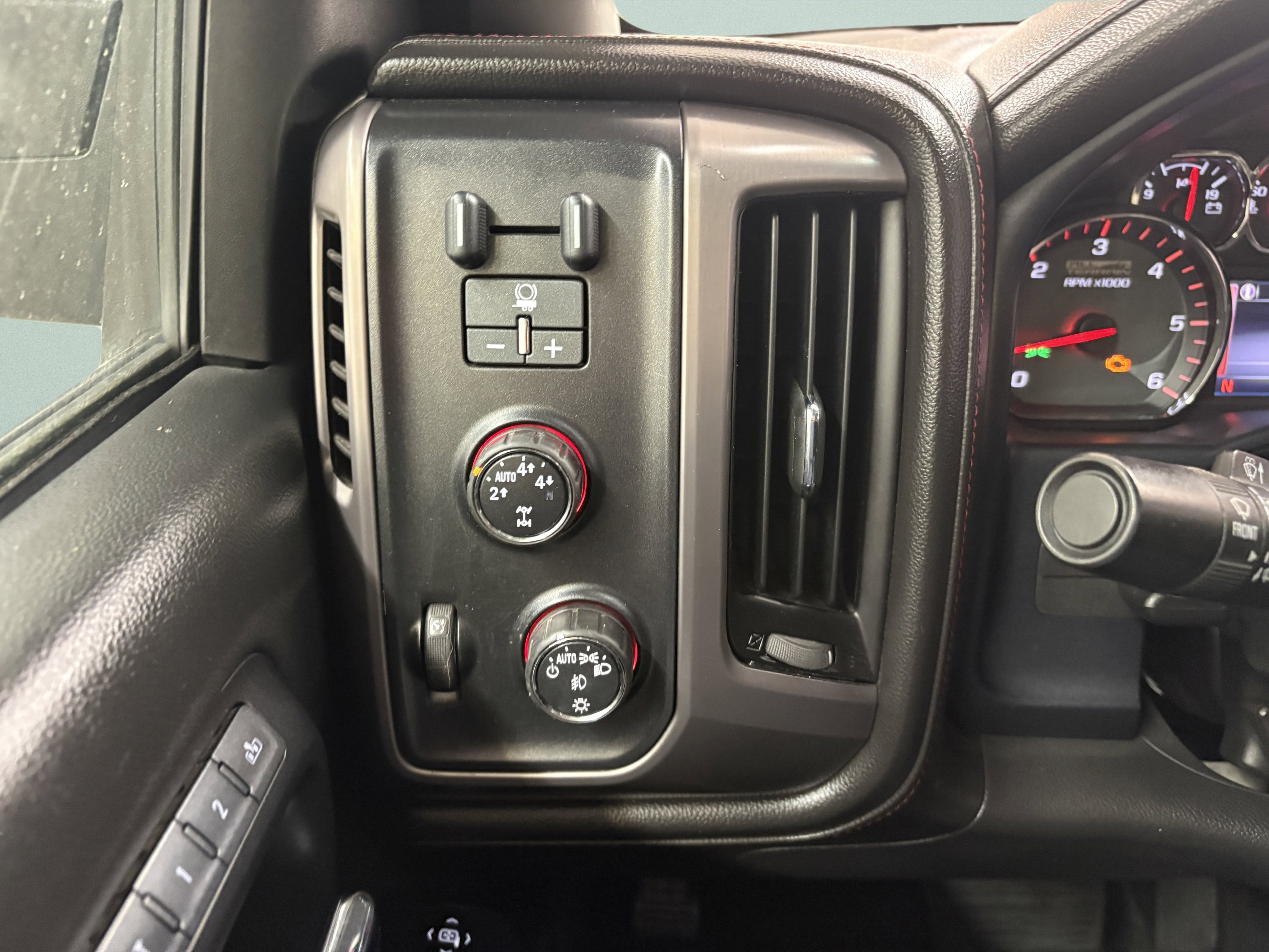 Used 2014 GMC Sierra 1500 SLT w/ All-Terrain Package image 19