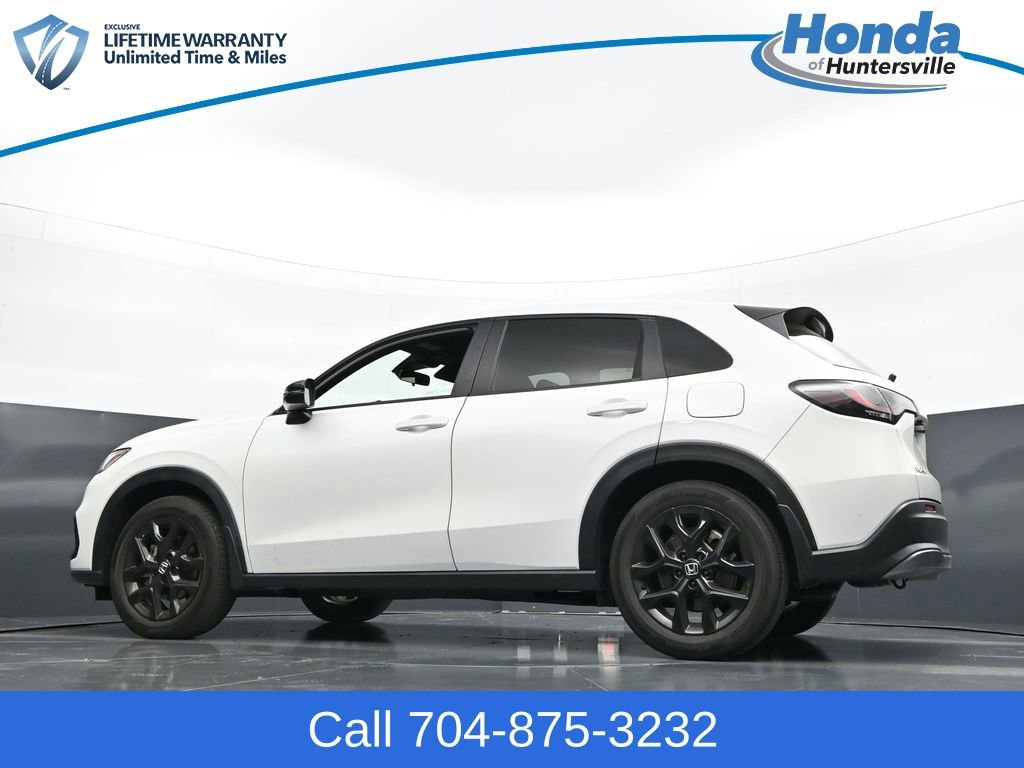 Used 2023 Honda HR-V Sport image 26