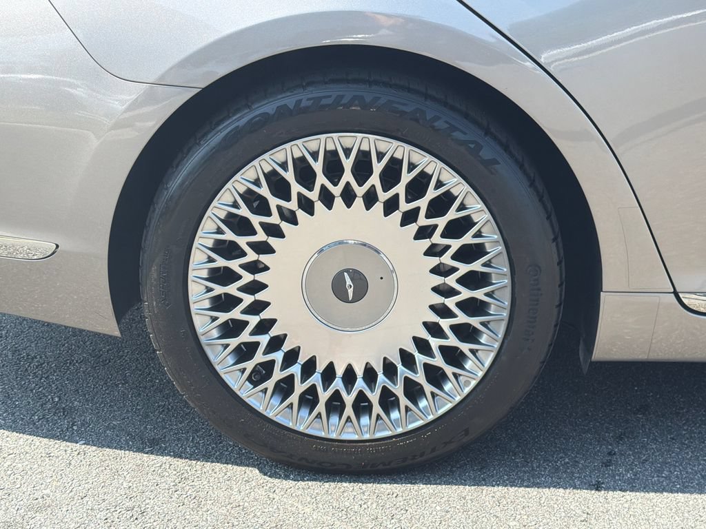 Used 2022 Genesis G90 3.3T Premium RWD image 19
