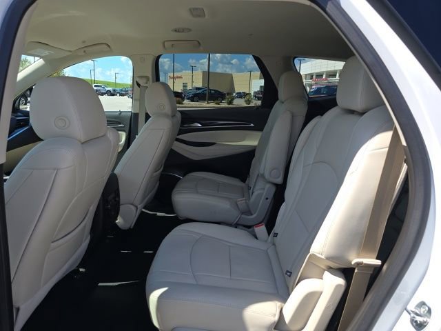 Used 2024 Buick Enclave Essence w/ Technology Package image 15