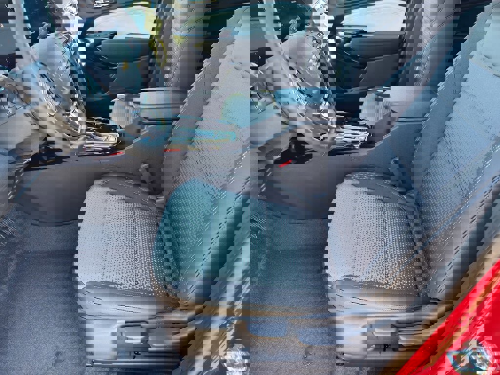 New 2026 Chevrolet Trax LT w/ Driver Confidence Package image 10