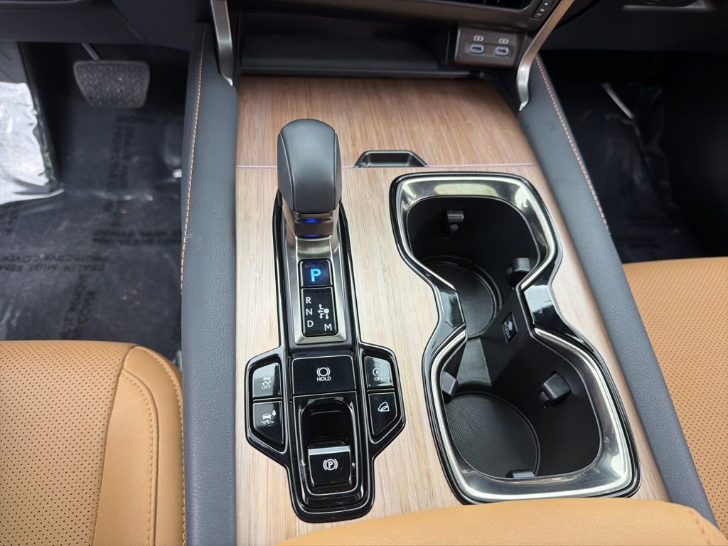 Used 2025 Lexus RX 350 Premium w/ Kick Sensor & Tow Package image 15