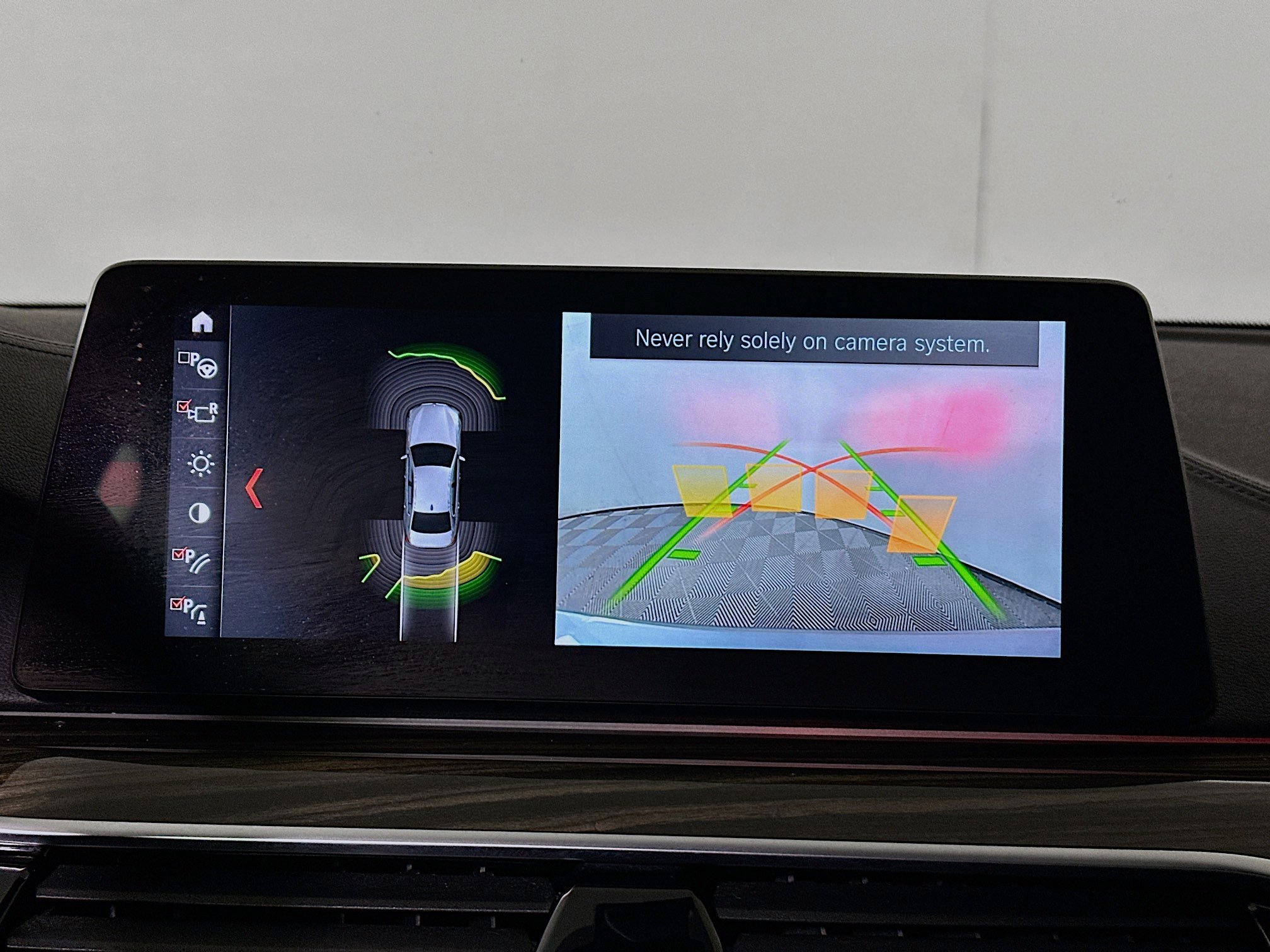 Used 2017 BMW 530i RWD image 24