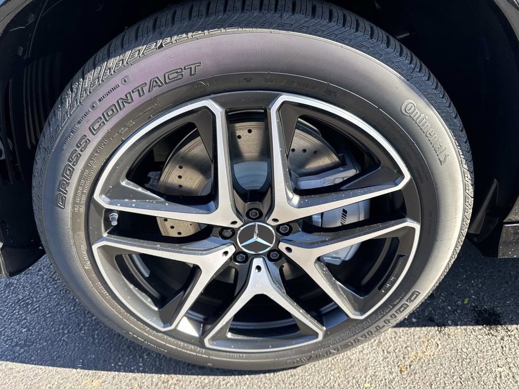 New 2026 Mercedes-Benz GLE 53 AMG 4MATIC Coupe image 10