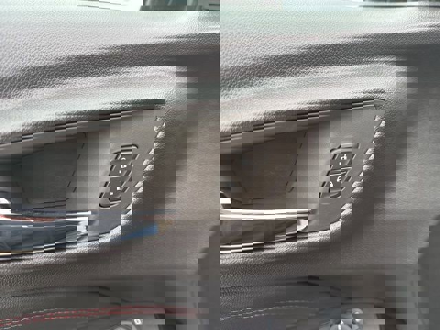 New 2026 Chevrolet Trax RS w/ Sunroof Package image 11