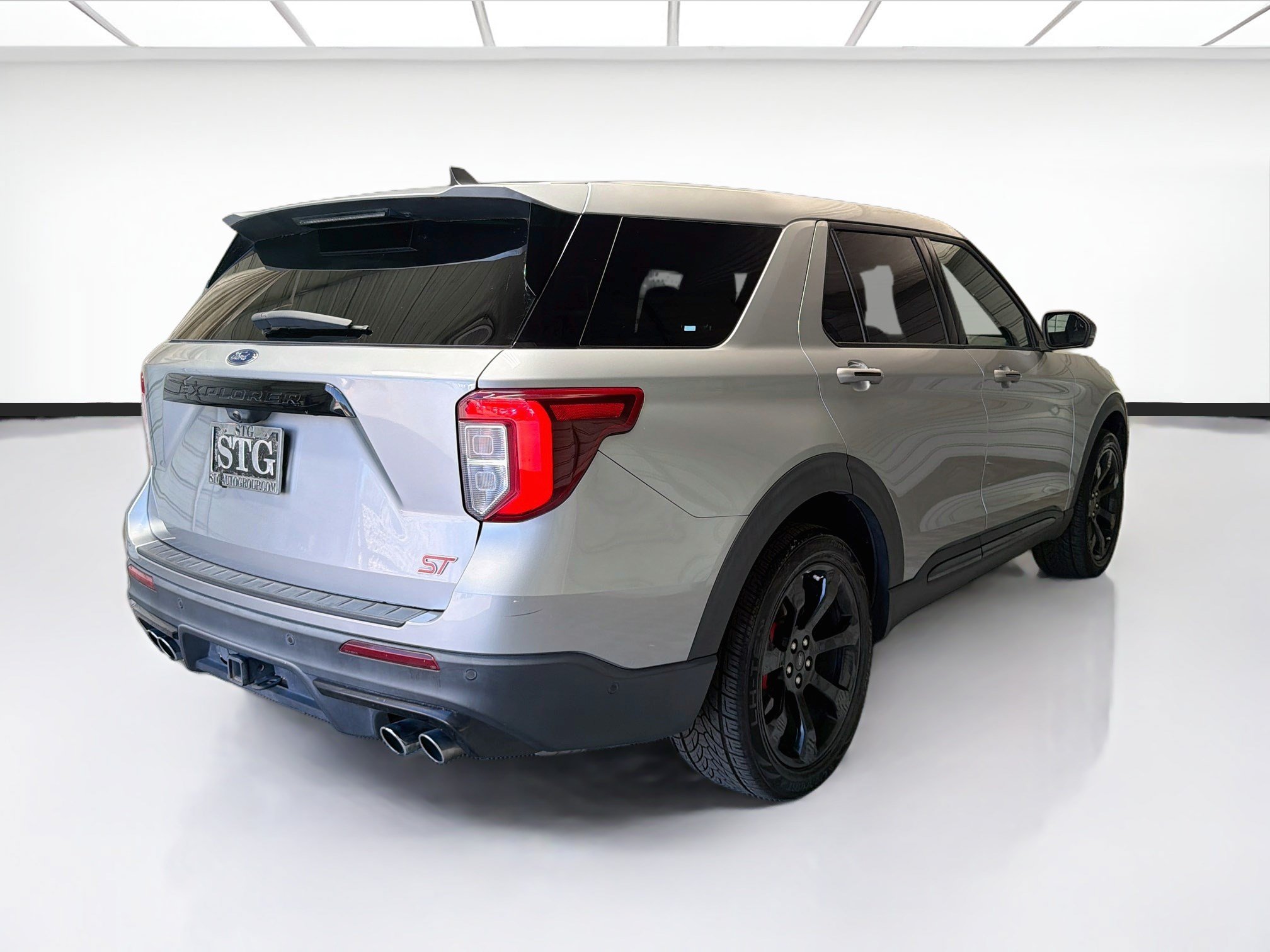 Used 2021 Ford Explorer ST w/ Equipment Group 401A AWD/4WD image 4