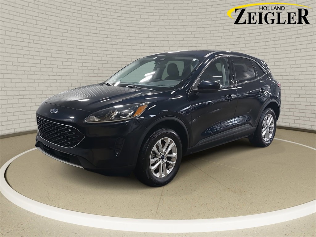 Used 2021 Ford Escape SE w/ Convenience Package