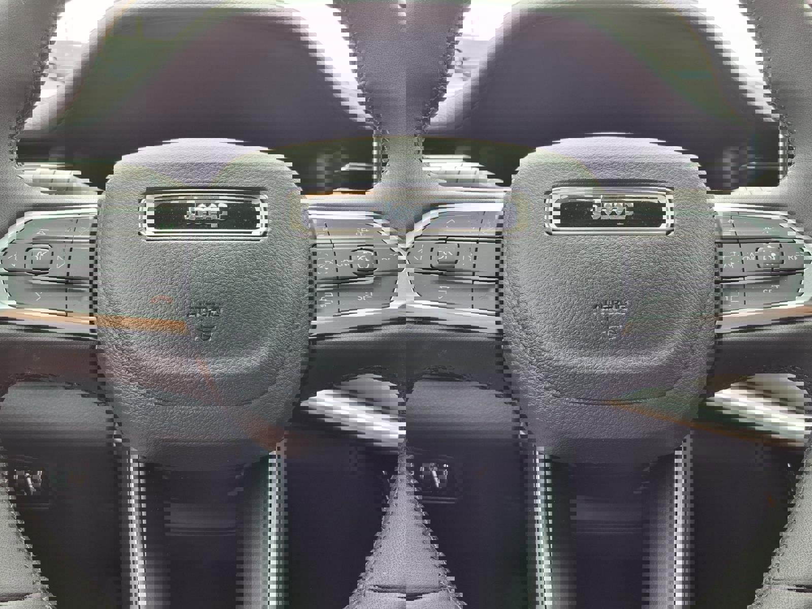 Used 2026 Jeep Compass Limited image 14